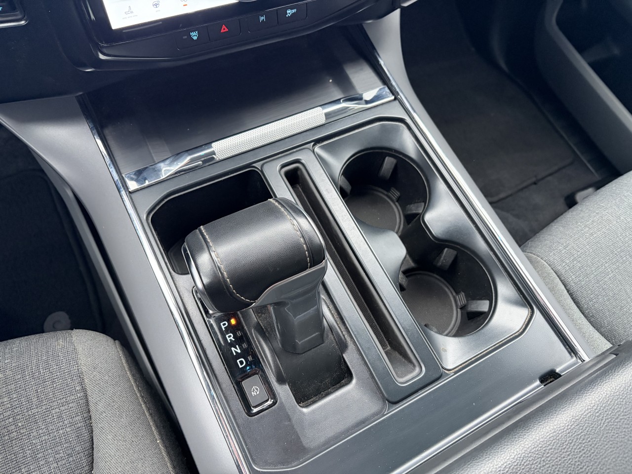 2024 Ford F-150 Lightning FLASH 131Kwh GROSSE BATTERIE, ECRAN 15 POUCES, VOLANT CHAUFFANT ADMISSIBLE iVMLZE Main Image