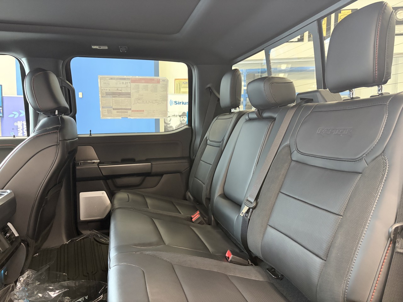 2025 Ford F-150 RAPTOR 4X4 SUPERCREW 801A Main Image