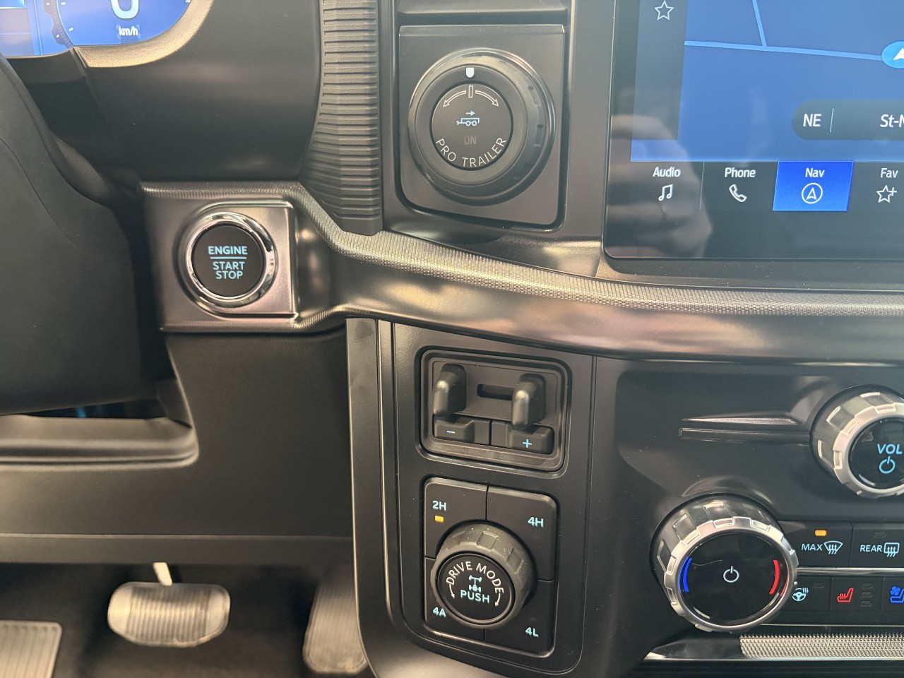 2025 Ford F-150 RAPTOR 4X4 SUPERCREW 801A Main Image