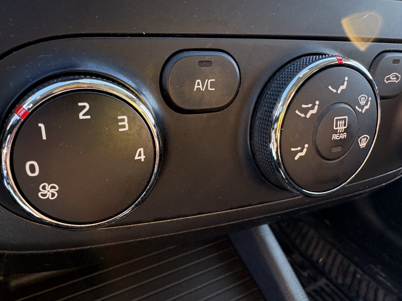 2016 Kia Forte LX+/EX Main Image