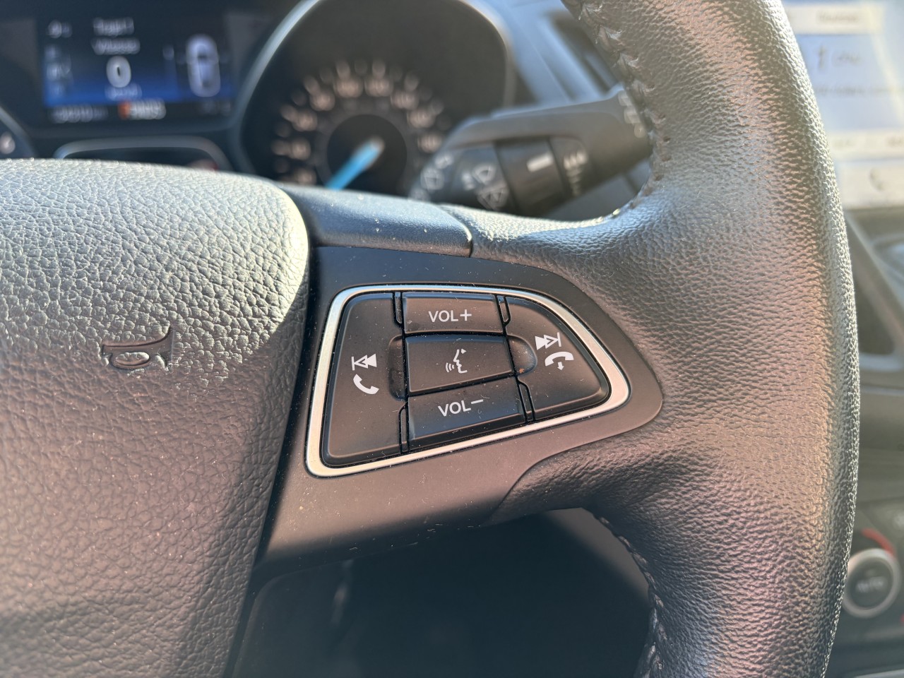 2019 Ford Escape SEL CAMÉRA DE RECUL SIÈGES AVANT CHAUFFANT APPLE CARPLAY/ANDROID AUTO Main Image