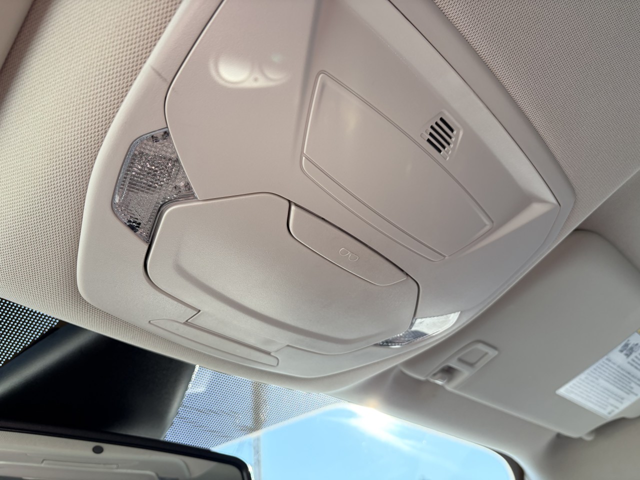 2019 Ford Escape SEL CAMÉRA DE RECUL SIÈGES AVANT CHAUFFANT APPLE CARPLAY/ANDROID AUTO Main Image