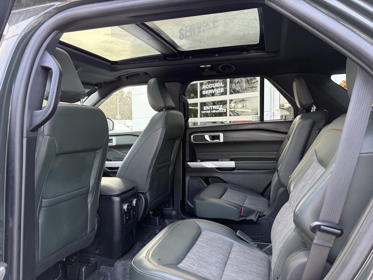 2022 Ford Explorer TIMBERLINE SYNC3 TOIT OUVRANT CAM 360 Main Image