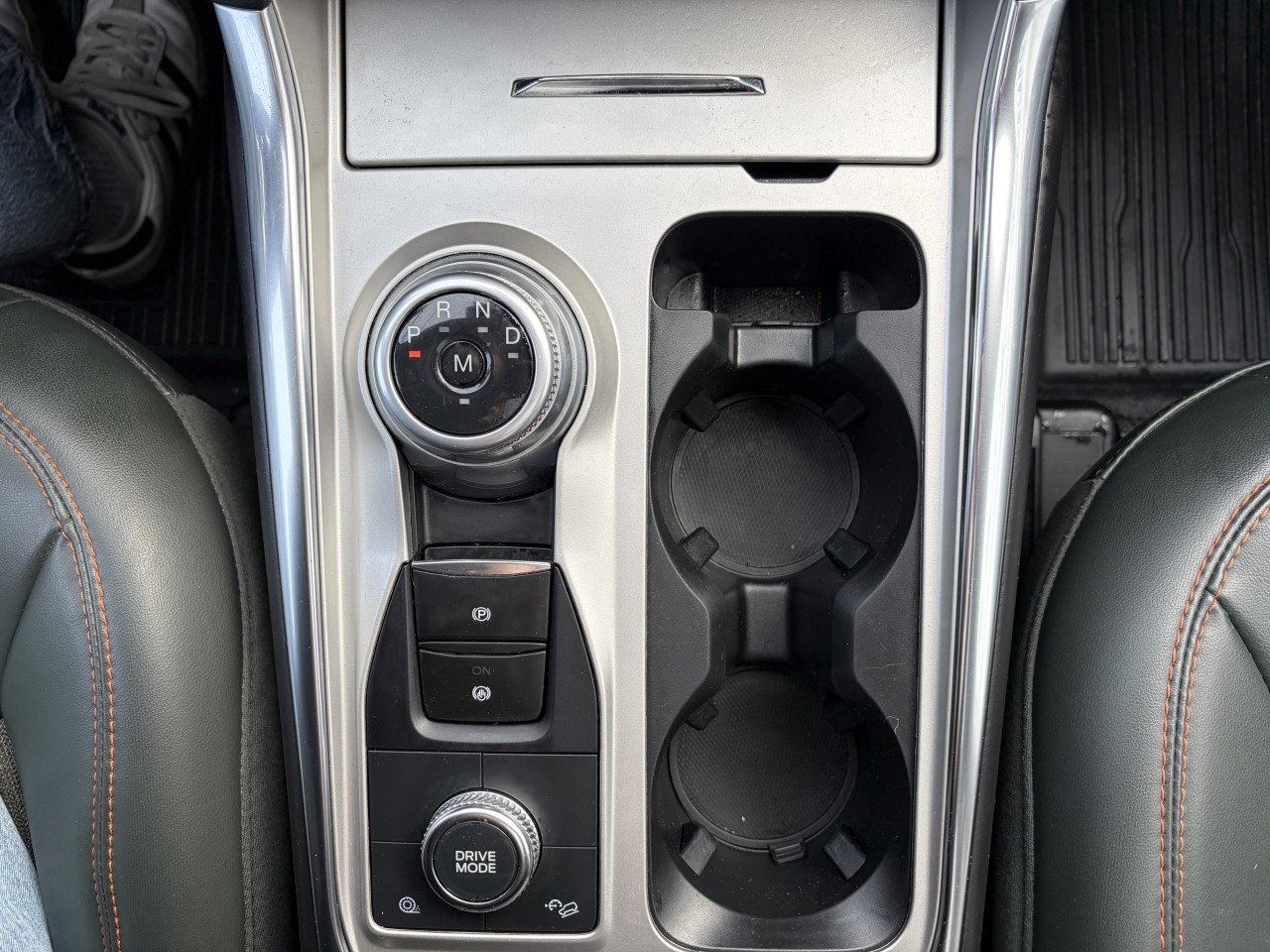 2022 Ford Explorer TIMBERLINE SYNC3 TOIT OUVRANT CAM 360 Main Image