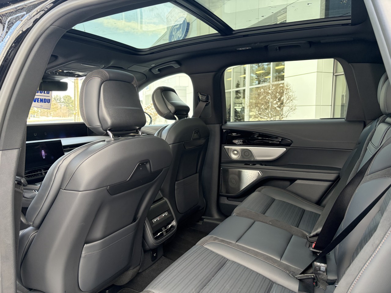 2025 Lincoln Nautilus RESERVE 203A MASSAGE PARFUM TOIT PANORAMIQUE Main Image