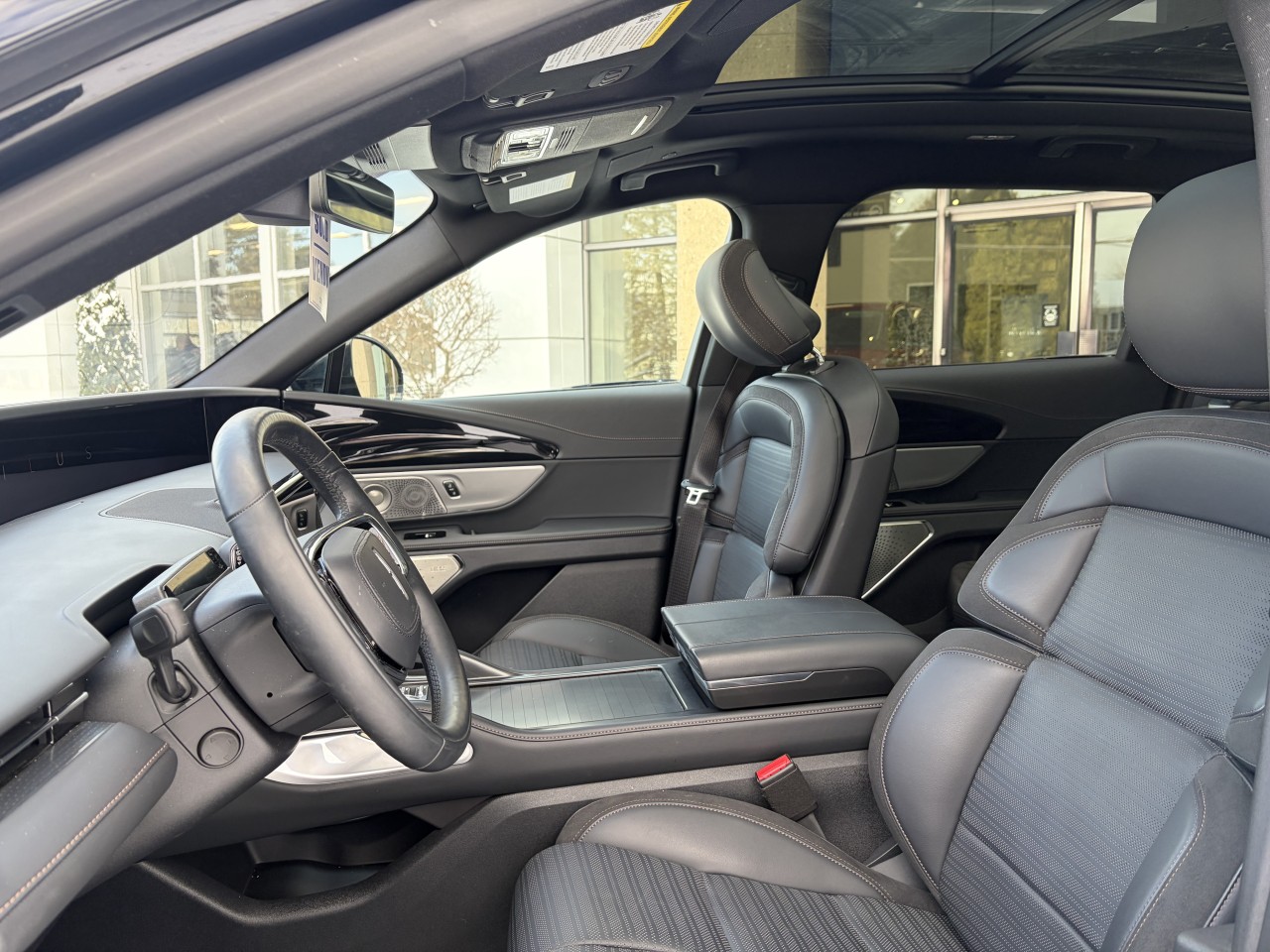 2025 Lincoln Nautilus RESERVE 203A MASSAGE PARFUM TOIT PANORAMIQUE Main Image