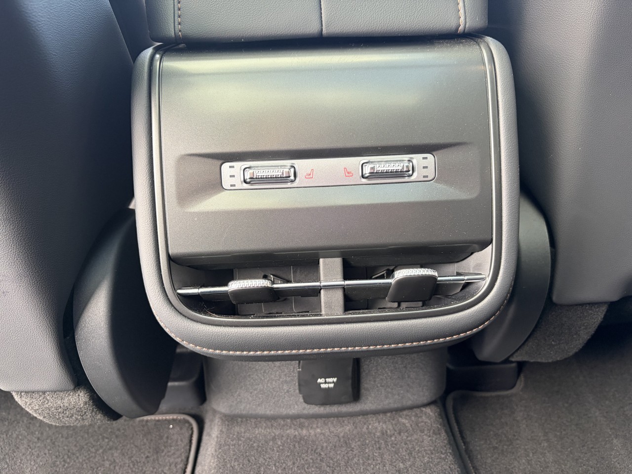 2025 Lincoln Nautilus RESERVE 203A MASSAGE PARFUM TOIT PANORAMIQUE Main Image