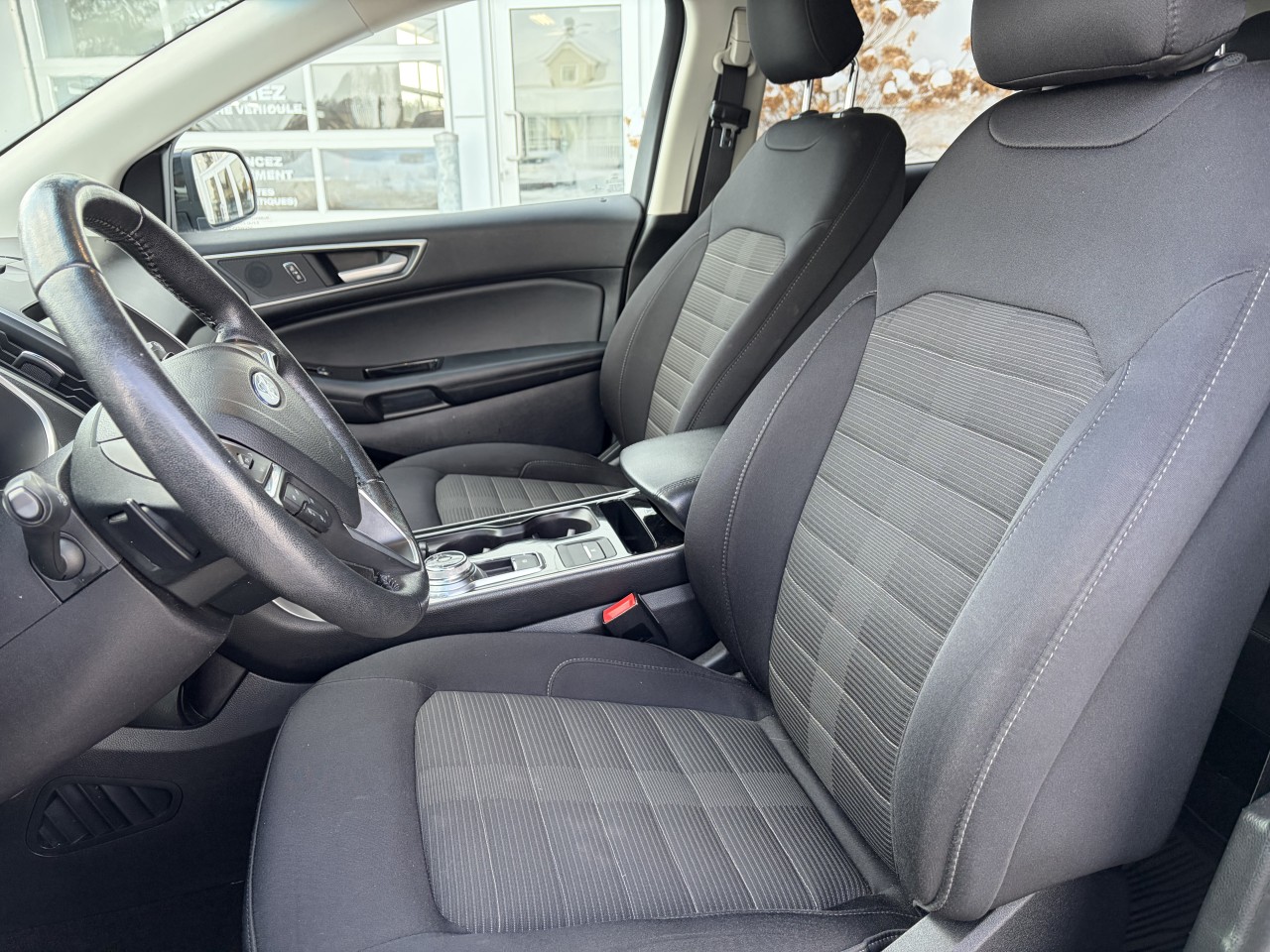 2019 Ford Edge SEL Main Image