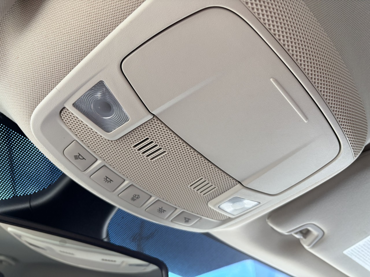 2019 Ford Edge SEL Main Image