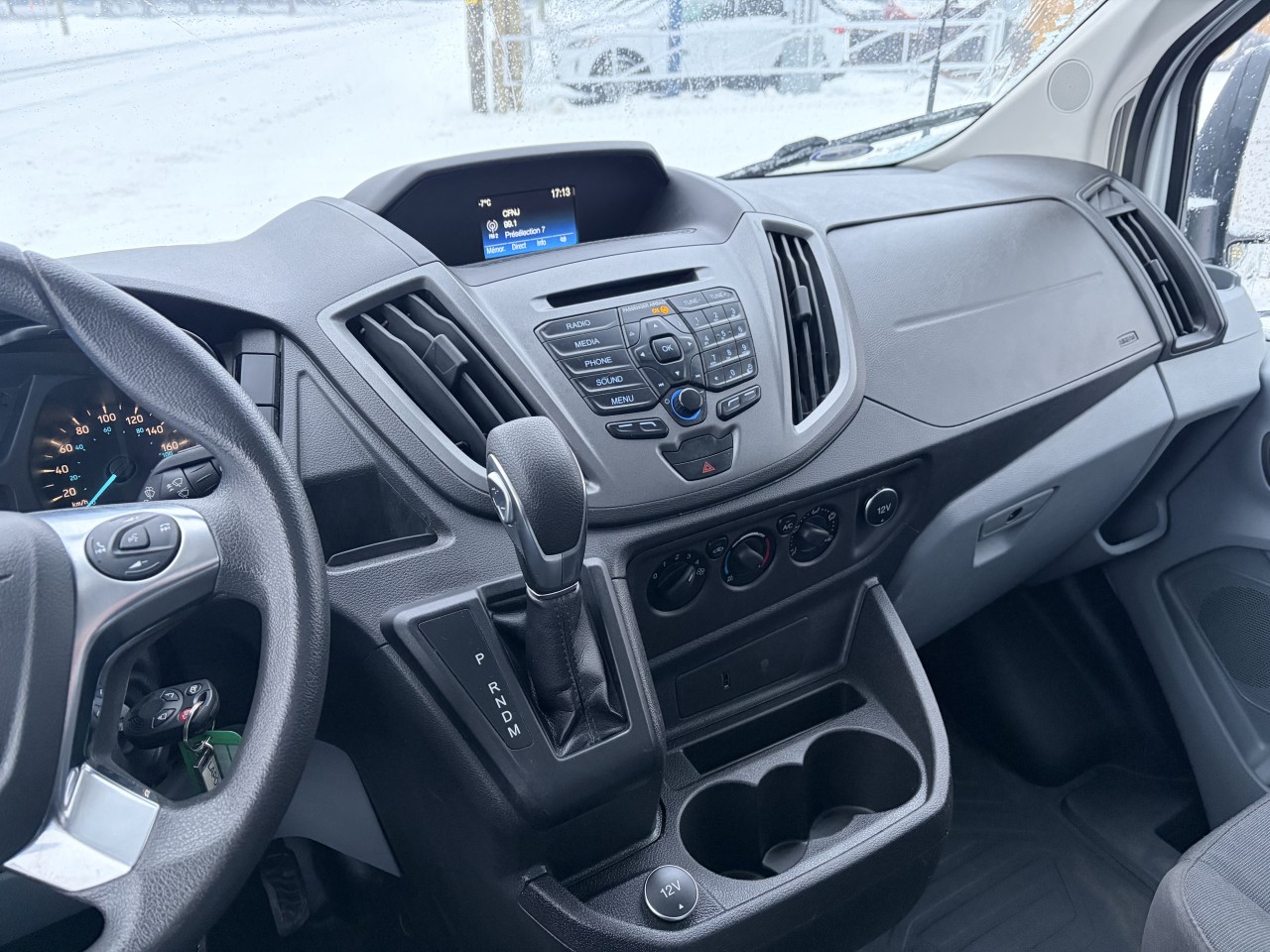 2019 Ford Transit-250 T-250 148" Med Rf 9000 GVWR Sliding RH Dr Main Image