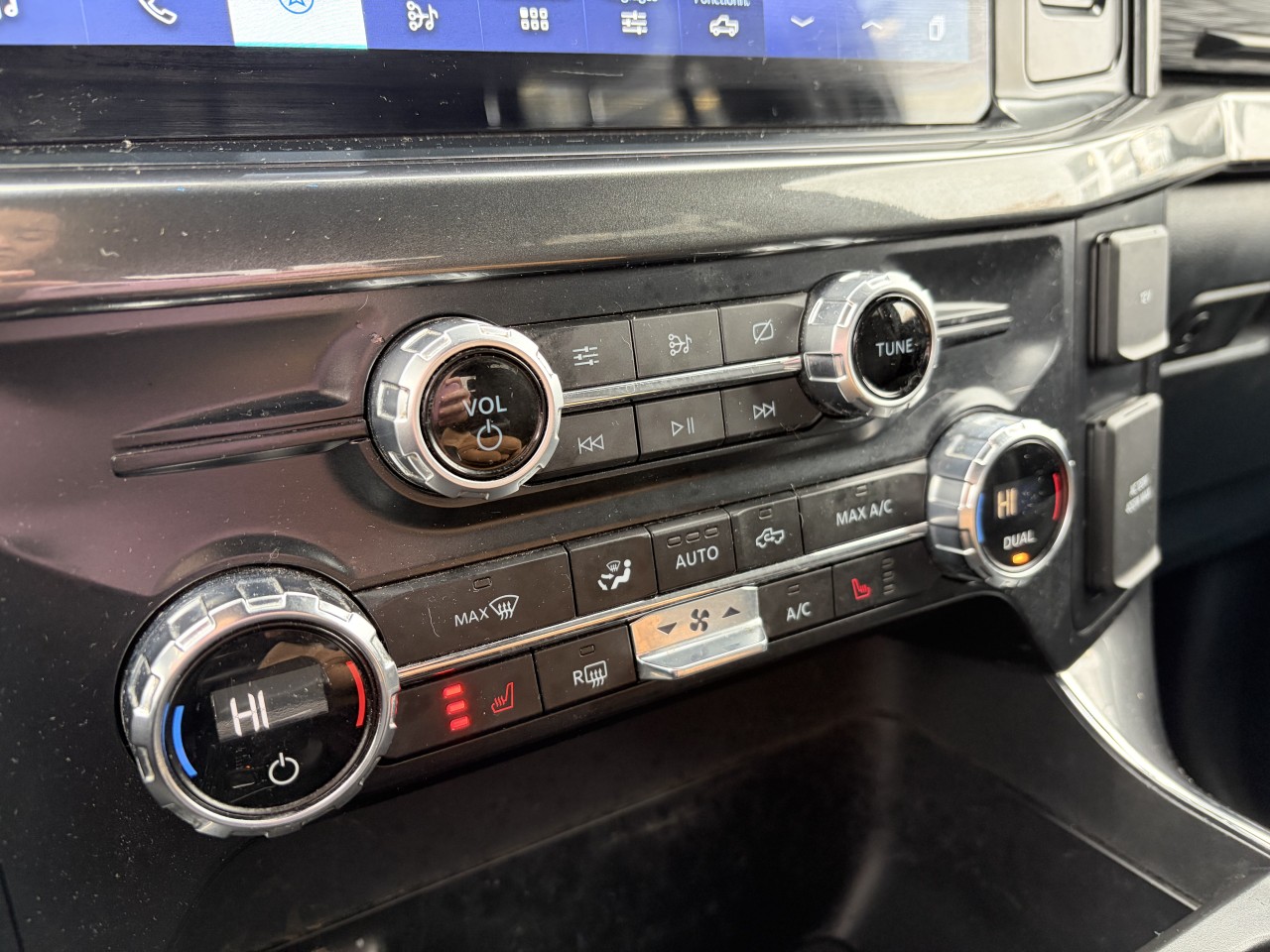 2021 Ford F-150 XLT FX4 302A SIEGES CHAUFFANTS DEMARREUR A DISTANCE ÉCRAN 12 POUCES Main Image