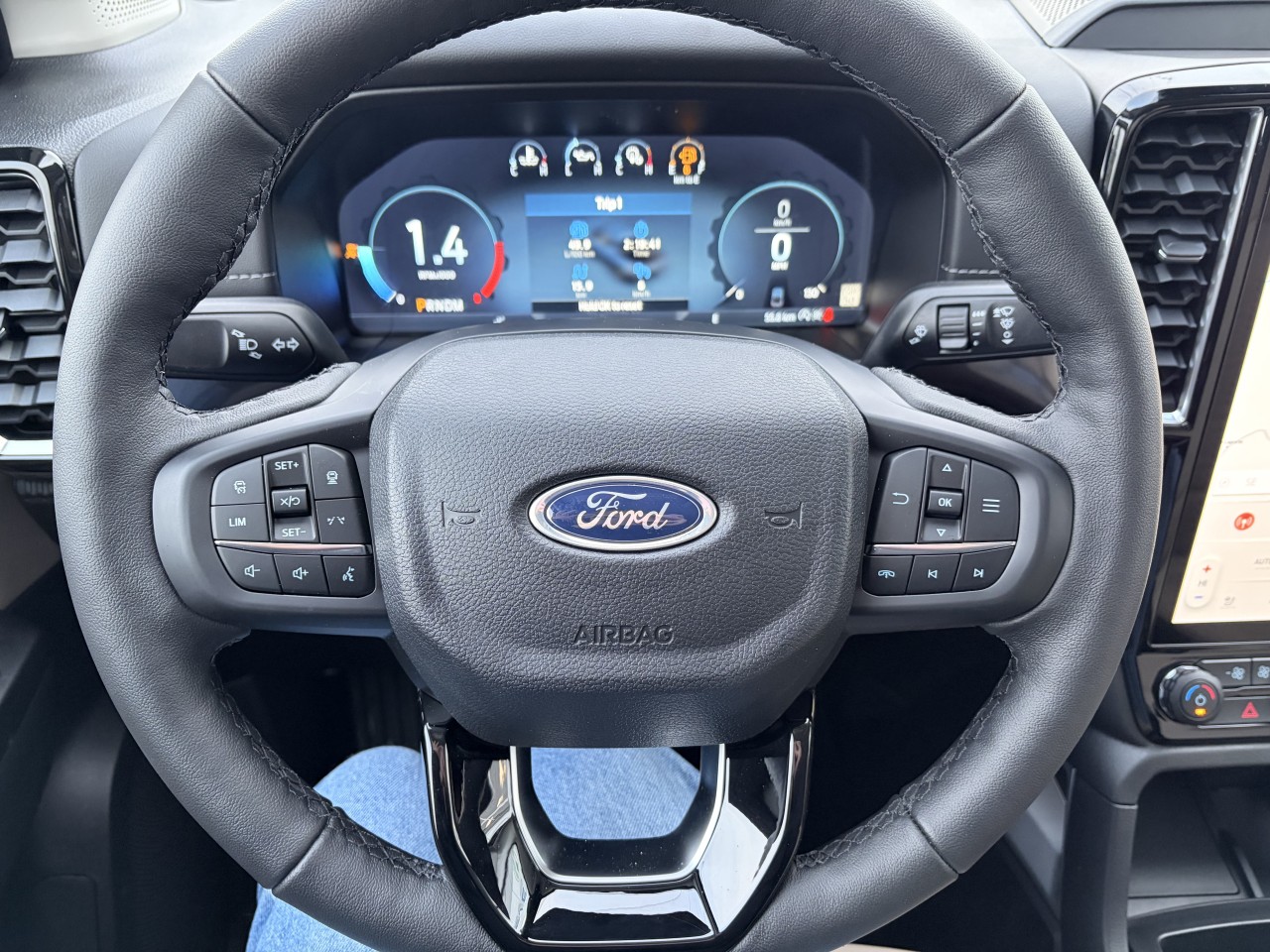 2025 Ford Ranger LARIAT Main Image