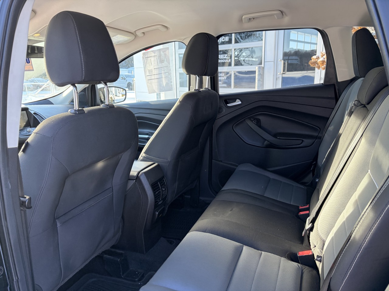 2015 Ford Escape SE Main Image