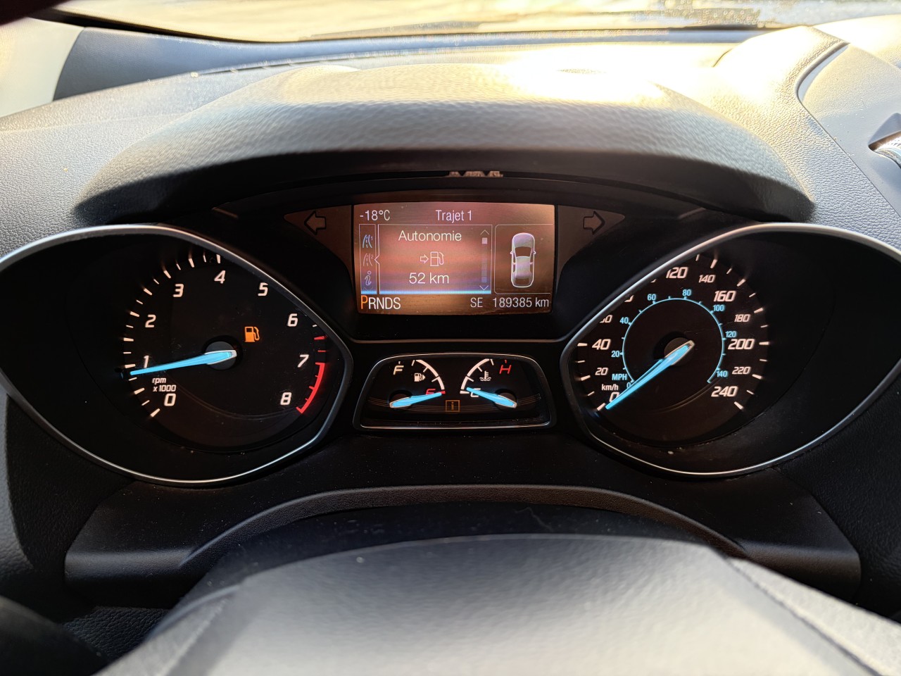 2015 Ford Escape SE Main Image