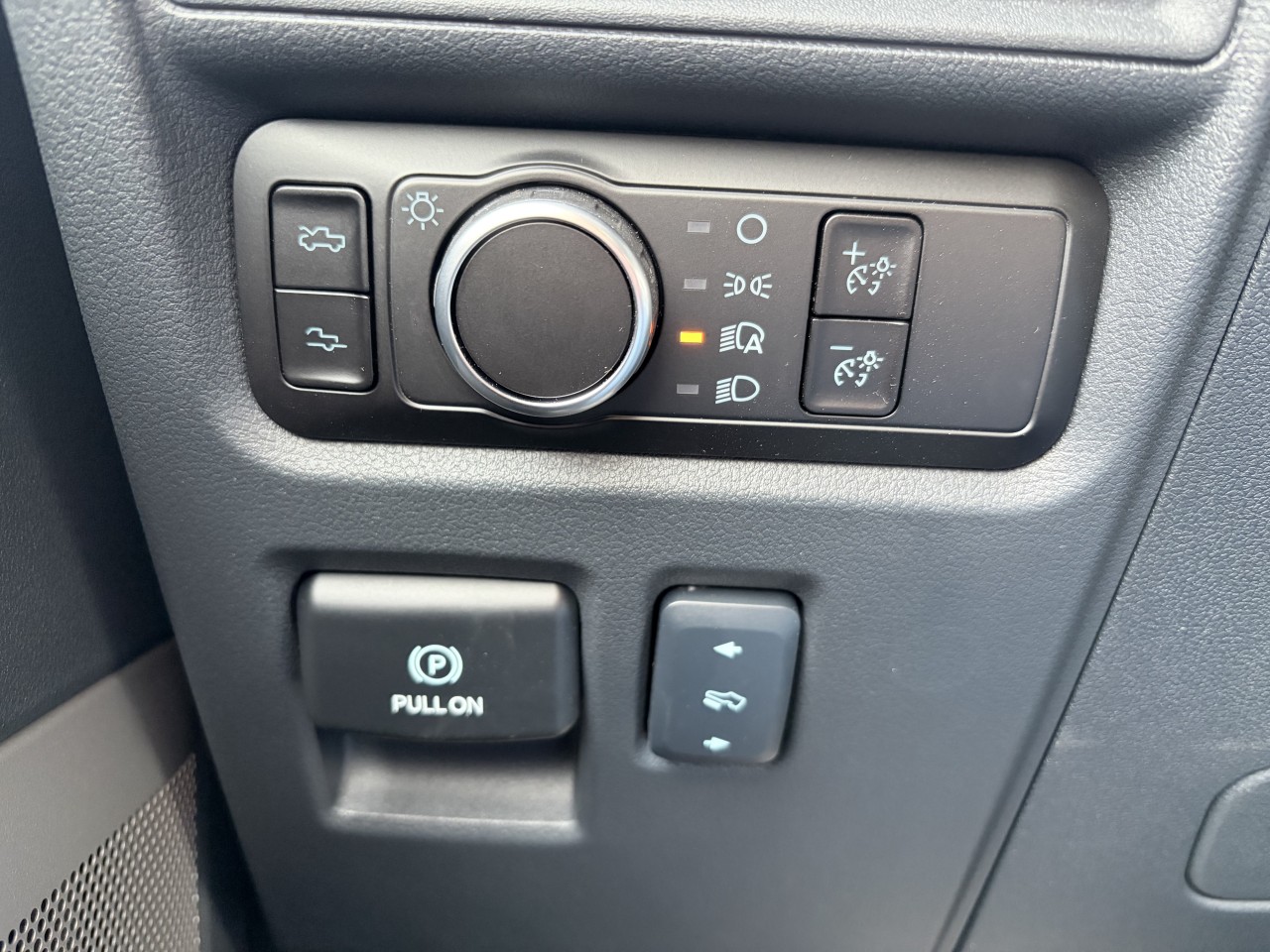 2025 Ford F-150 Lightning LARIAT TOIT OUVRANT SYNC4A BATTERIE LONGUE DURÉE 131KWH Main Image