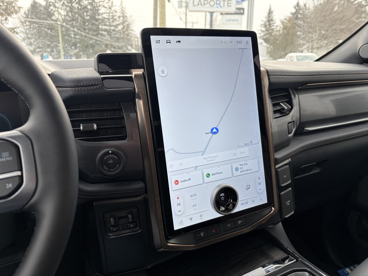 2025 Ford F-150 Lightning LARIAT TOIT OUVRANT SYNC4A BATTERIE LONGUE DURÉE 131KWH Main Image