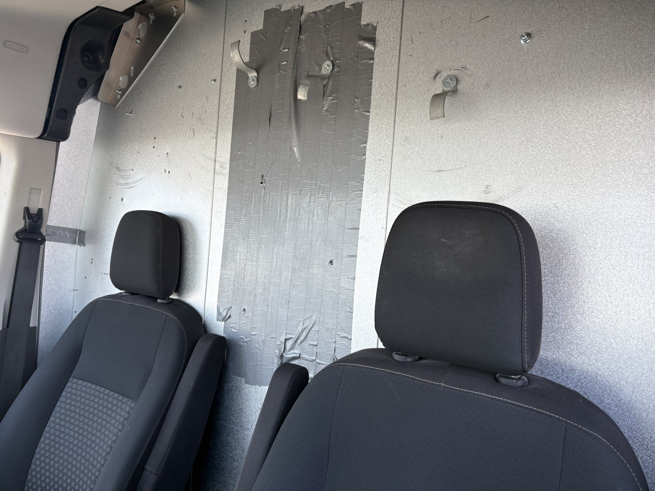 2022 Ford E-Transit T-350 Med Rf 9500 GVWR RWD Main Image