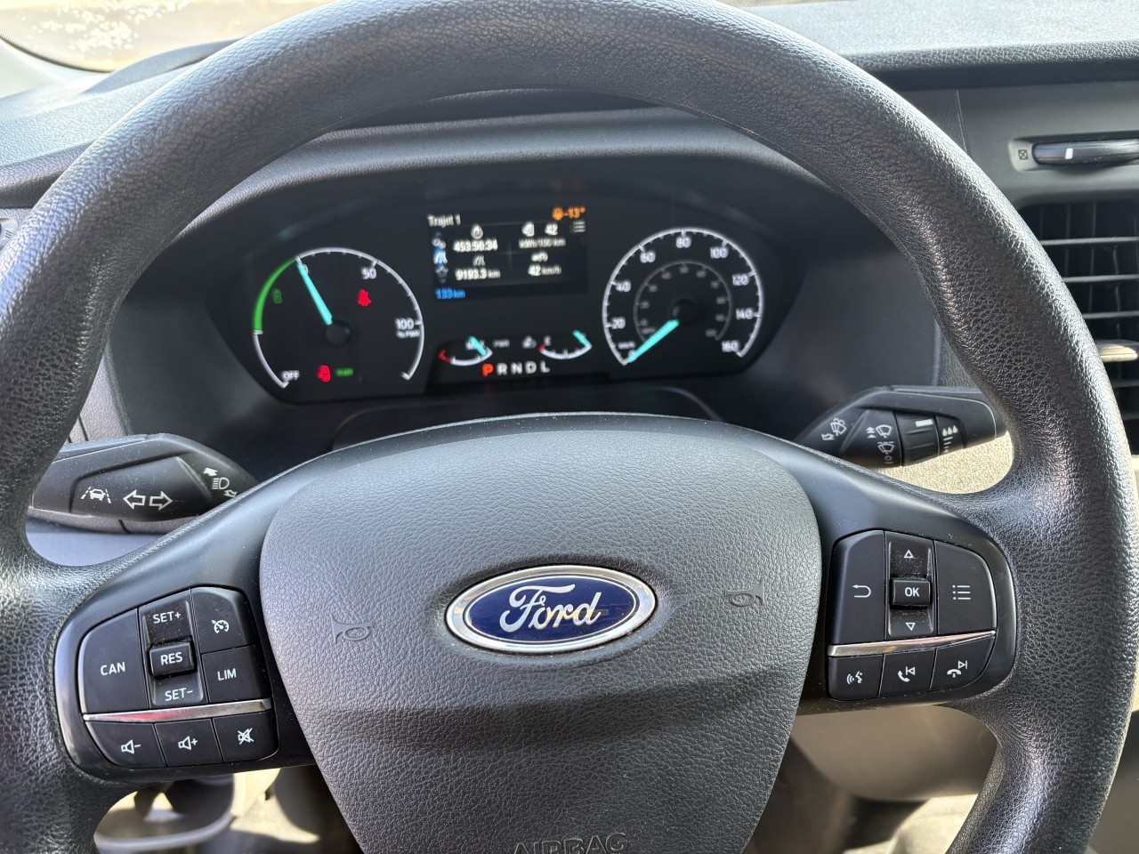 2022 Ford E-Transit T-350 Med Rf 9500 GVWR RWD Main Image