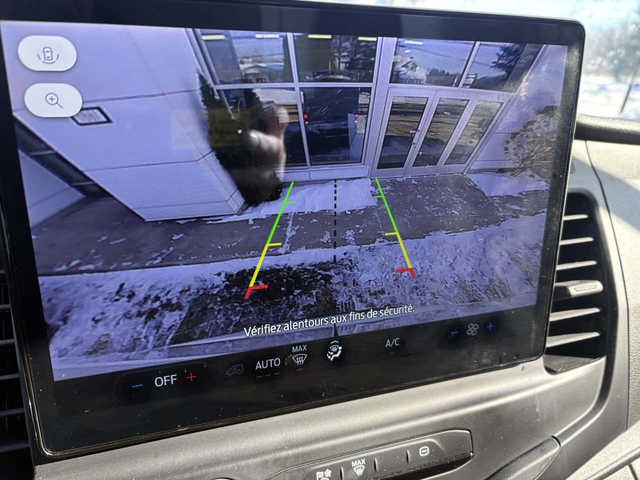 2022 Ford E-Transit T-350 Med Rf 9500 GVWR RWD Main Image