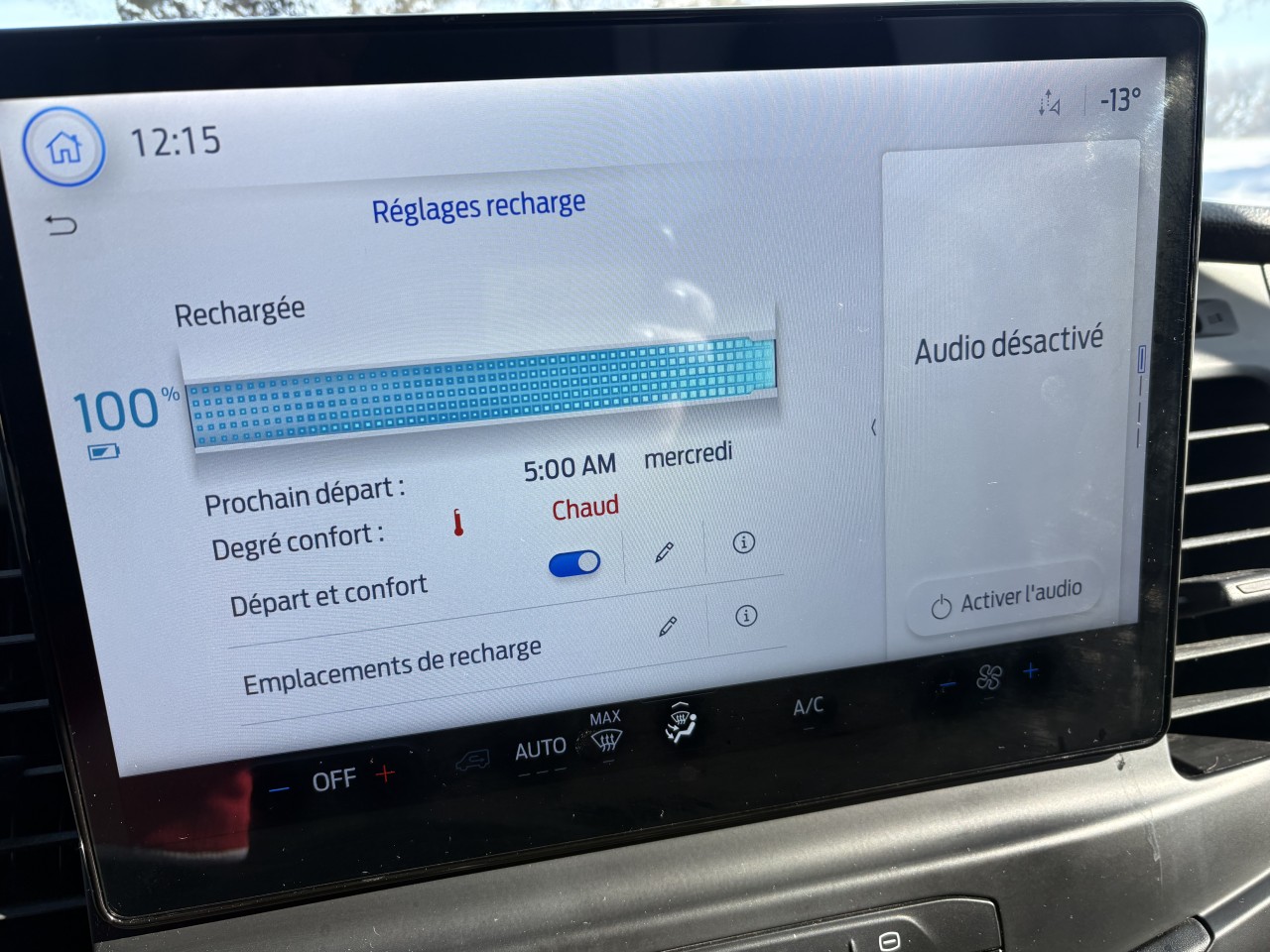 2022 Ford E-Transit T-350 Med Rf 9500 GVWR RWD Main Image