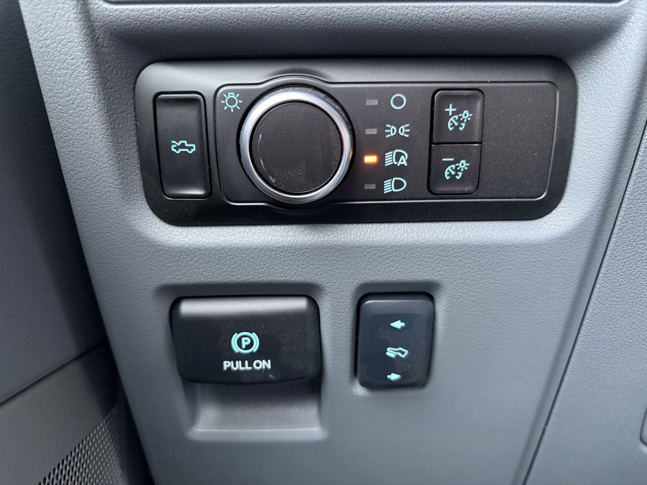 2025 Ford F-150 Lightning FLASH Main Image