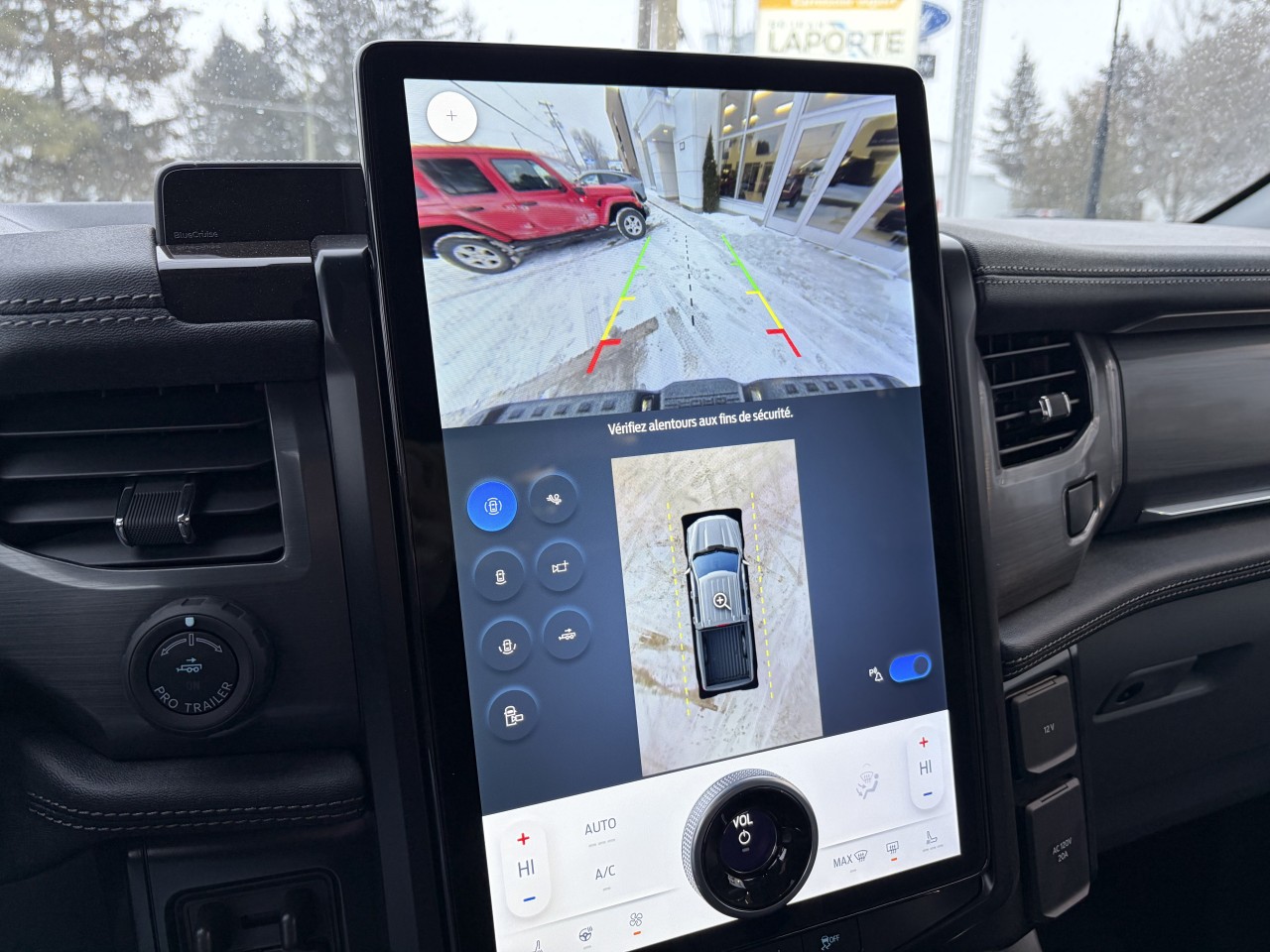 2025 Ford F-150 Lightning FLASH Main Image