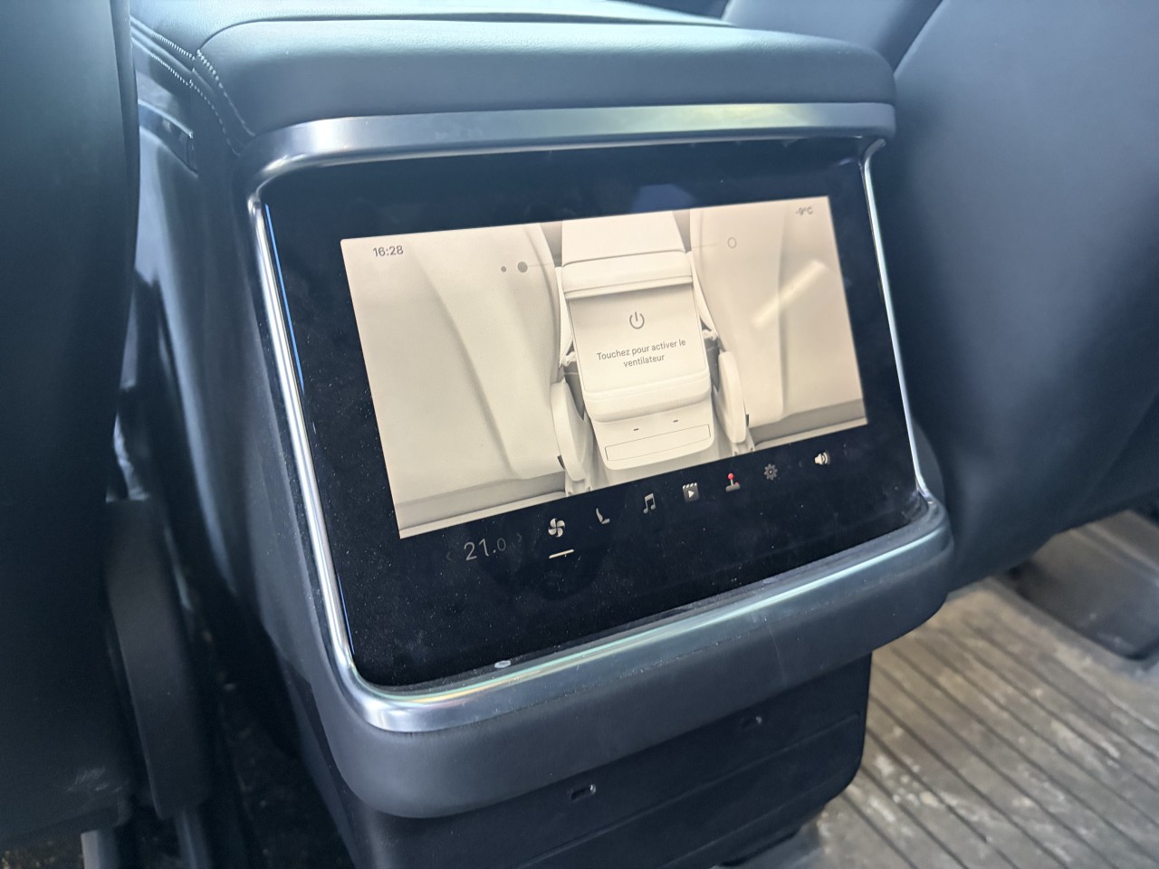 2022 Tesla X AWD LONG RANGE FSD AUTOPILOTE ENSEMBLE REMORQUAGE Main Image