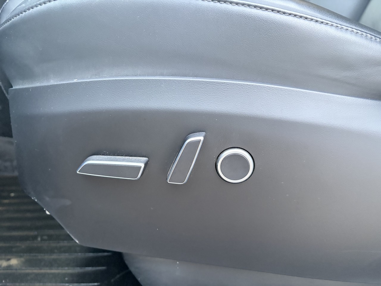 2022 Tesla X AWD LONG RANGE FSD AUTOPILOTE ENSEMBLE REMORQUAGE Main Image