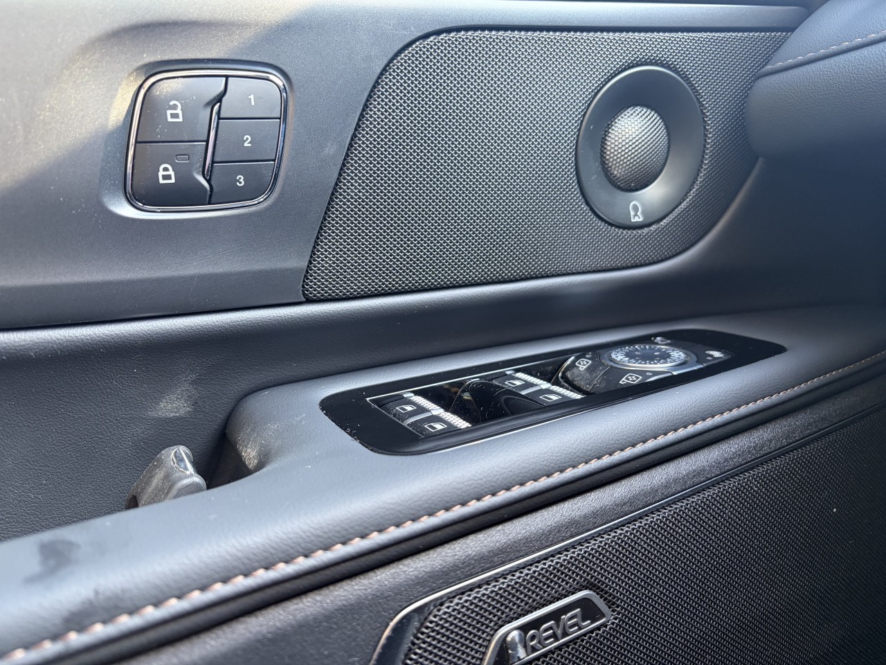 2026 Lincoln Nautilus Premiere Main Image