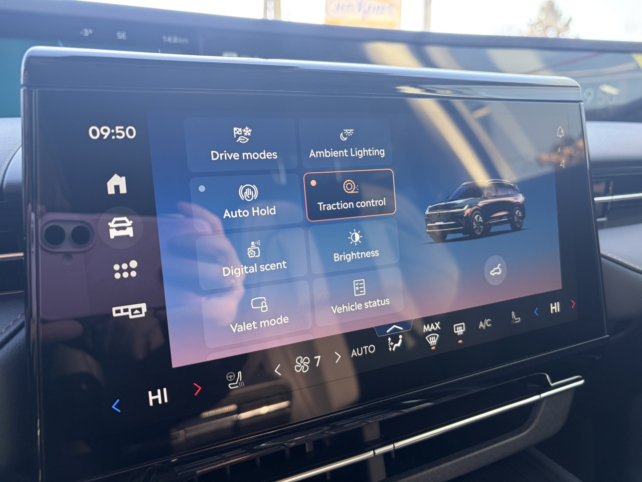 2026 Lincoln Nautilus Premiere Main Image