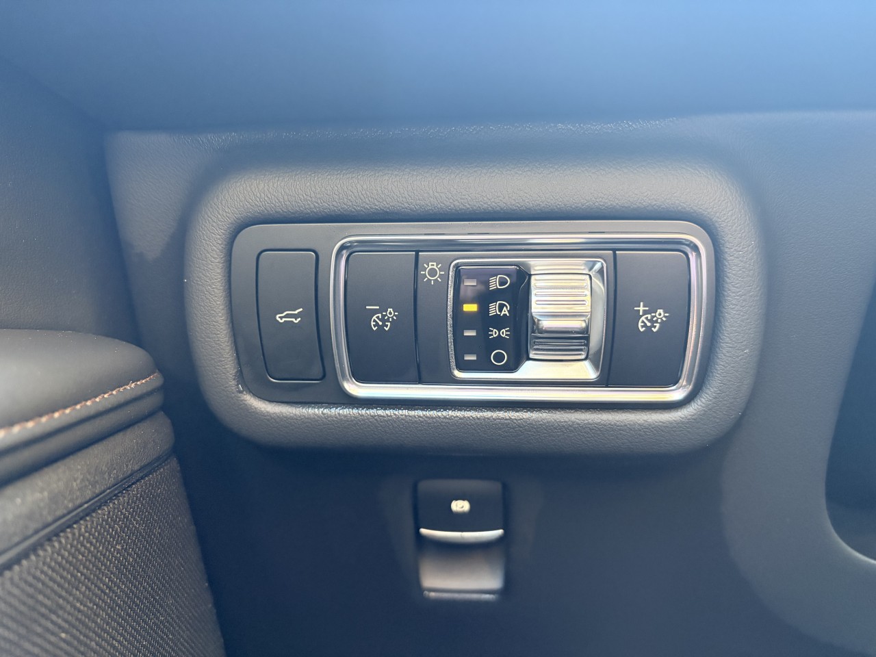 2026 Lincoln Nautilus Premiere Main Image