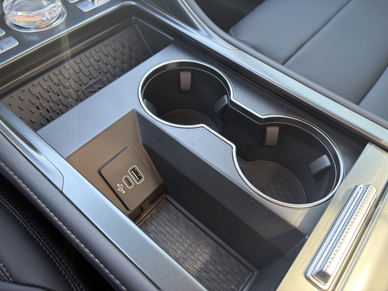 2026 Lincoln Nautilus Premiere Main Image