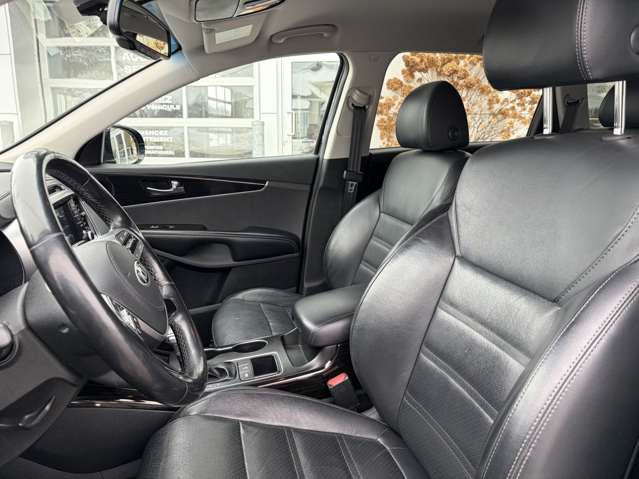2019 Kia Sorento EX V6 CUIR SIEGES CHAUFFANT VOLANT CHAUFFANT CAMERA DE RECUL PNEUS D’HIVER/ÉTÉ Main Image