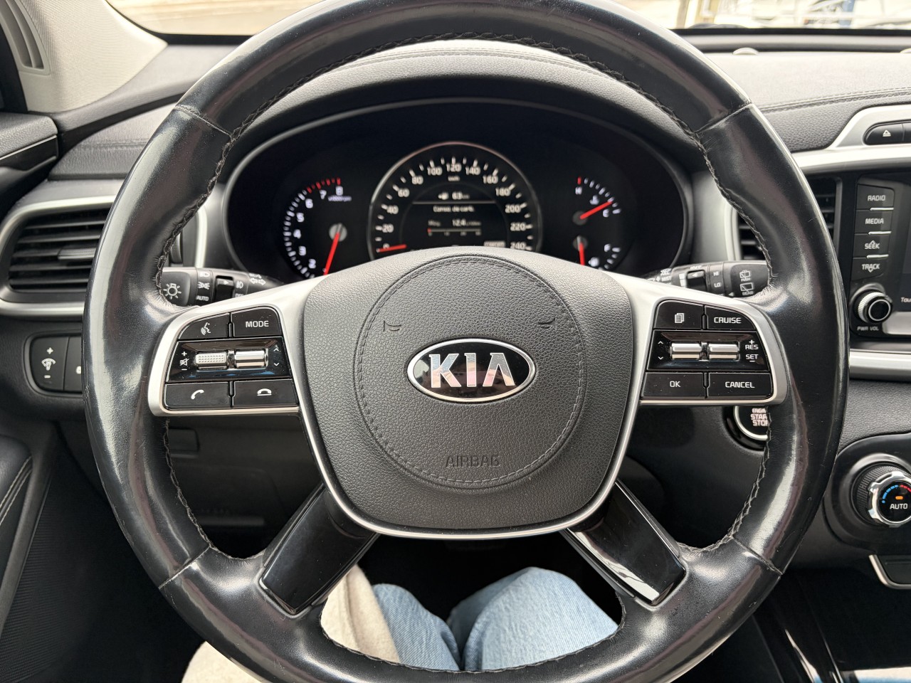 2019 Kia Sorento EX V6 CUIR SIEGES CHAUFFANT VOLANT CHAUFFANT CAMERA DE RECUL PNEUS D’HIVER/ÉTÉ Main Image