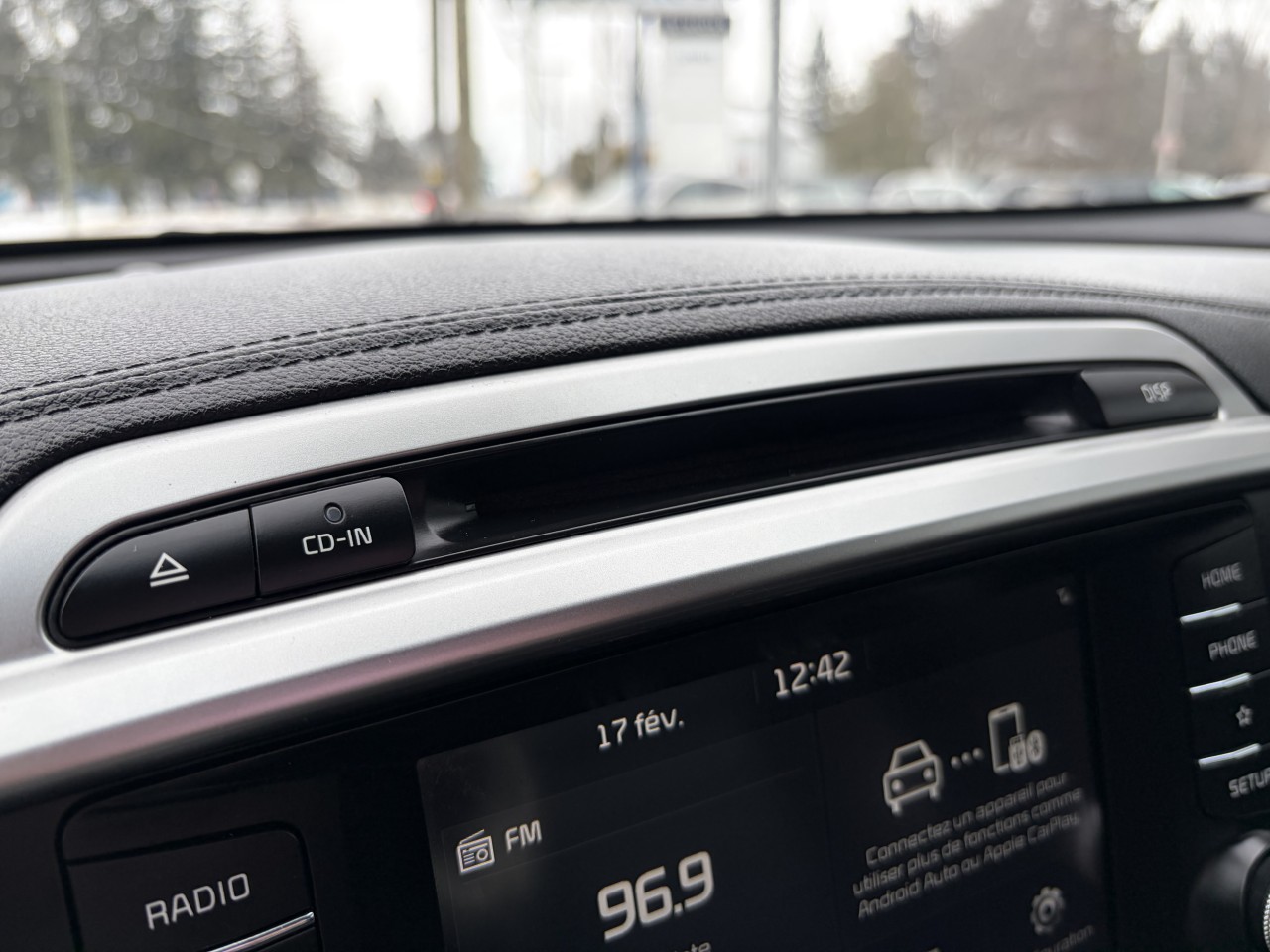 2019 Kia Sorento EX V6 CUIR SIEGES CHAUFFANT VOLANT CHAUFFANT CAMERA DE RECUL PNEUS D’HIVER/ÉTÉ Main Image