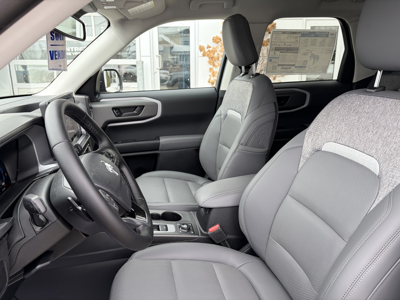 2026 Ford Bronco Sport BADLANDS 400A SIÈGES/VOLANT CHAUFFANT Main Image