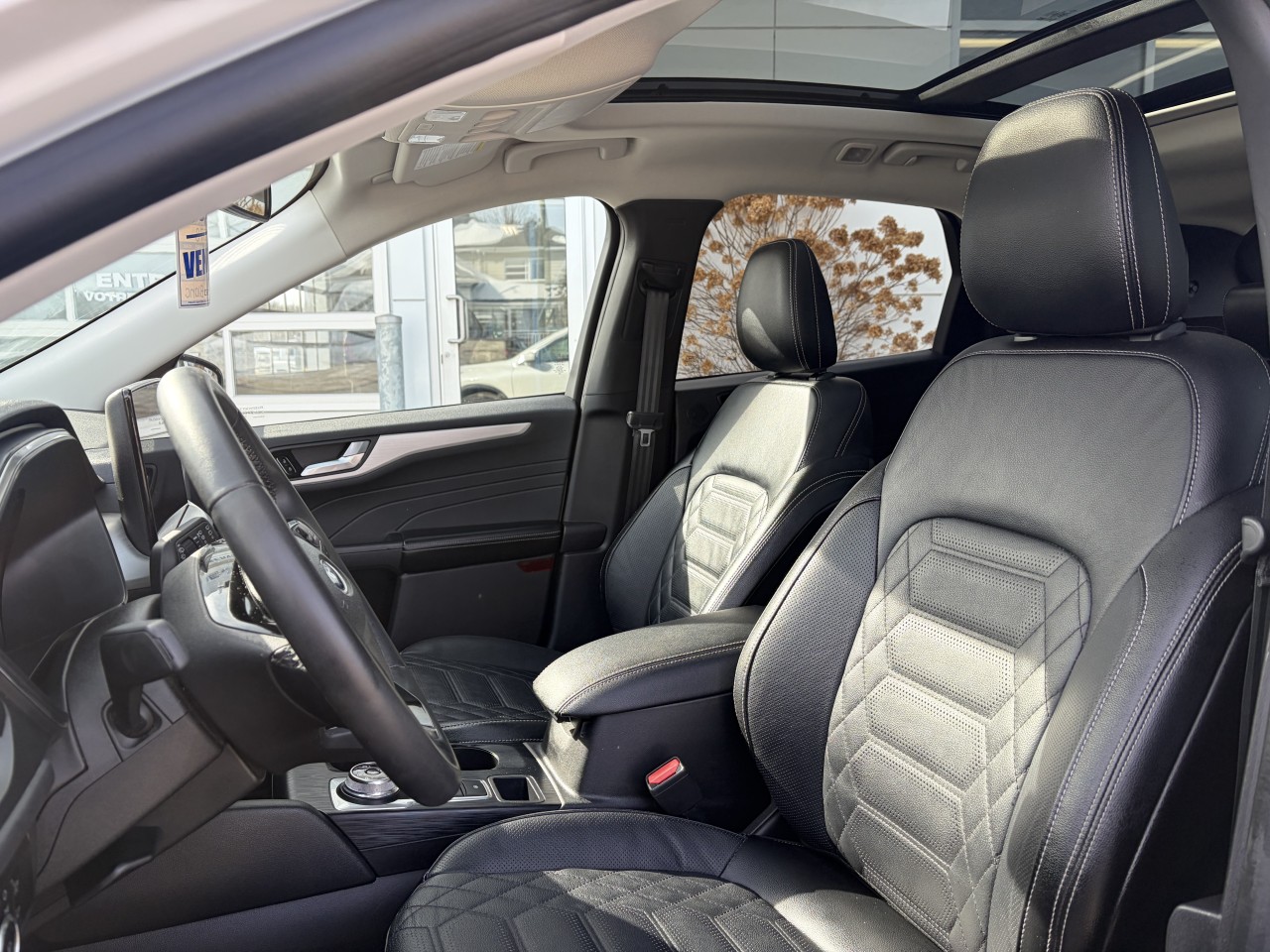 2023 Ford Escape PHEV HAUT NIVEAU 700A TOIT PANORAMIQUE ENSEMBLE REMORQUAGE AFFICHAGE TÊTE HAUTTE Main Image