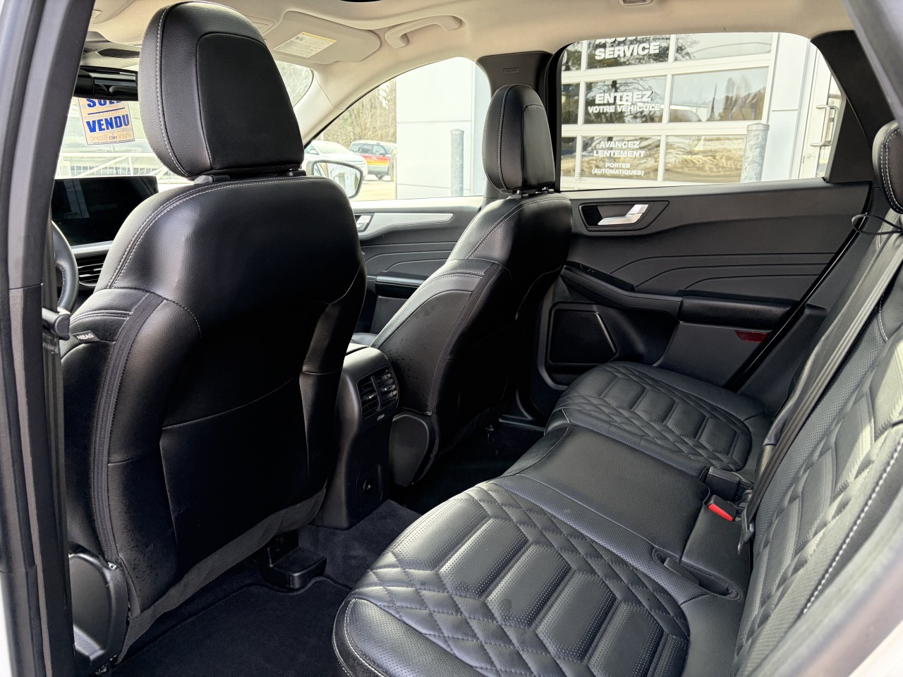 2023 Ford Escape PHEV HAUT NIVEAU 700A TOIT PANORAMIQUE ENSEMBLE REMORQUAGE AFFICHAGE TÊTE HAUTTE Main Image