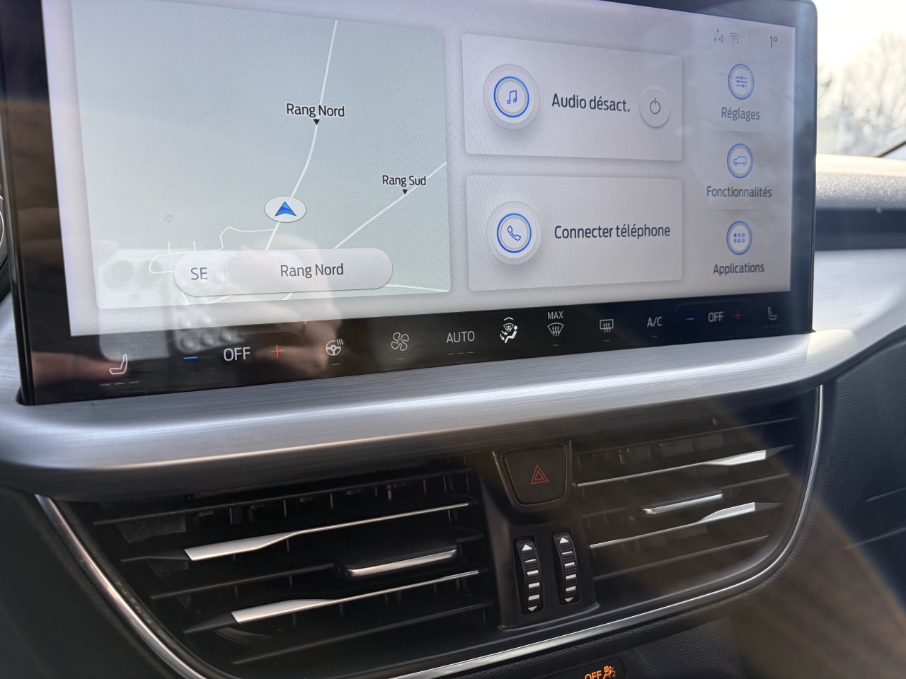 2023 Ford Escape PHEV HAUT NIVEAU 700A TOIT PANORAMIQUE ENSEMBLE REMORQUAGE AFFICHAGE TÊTE HAUTTE Main Image