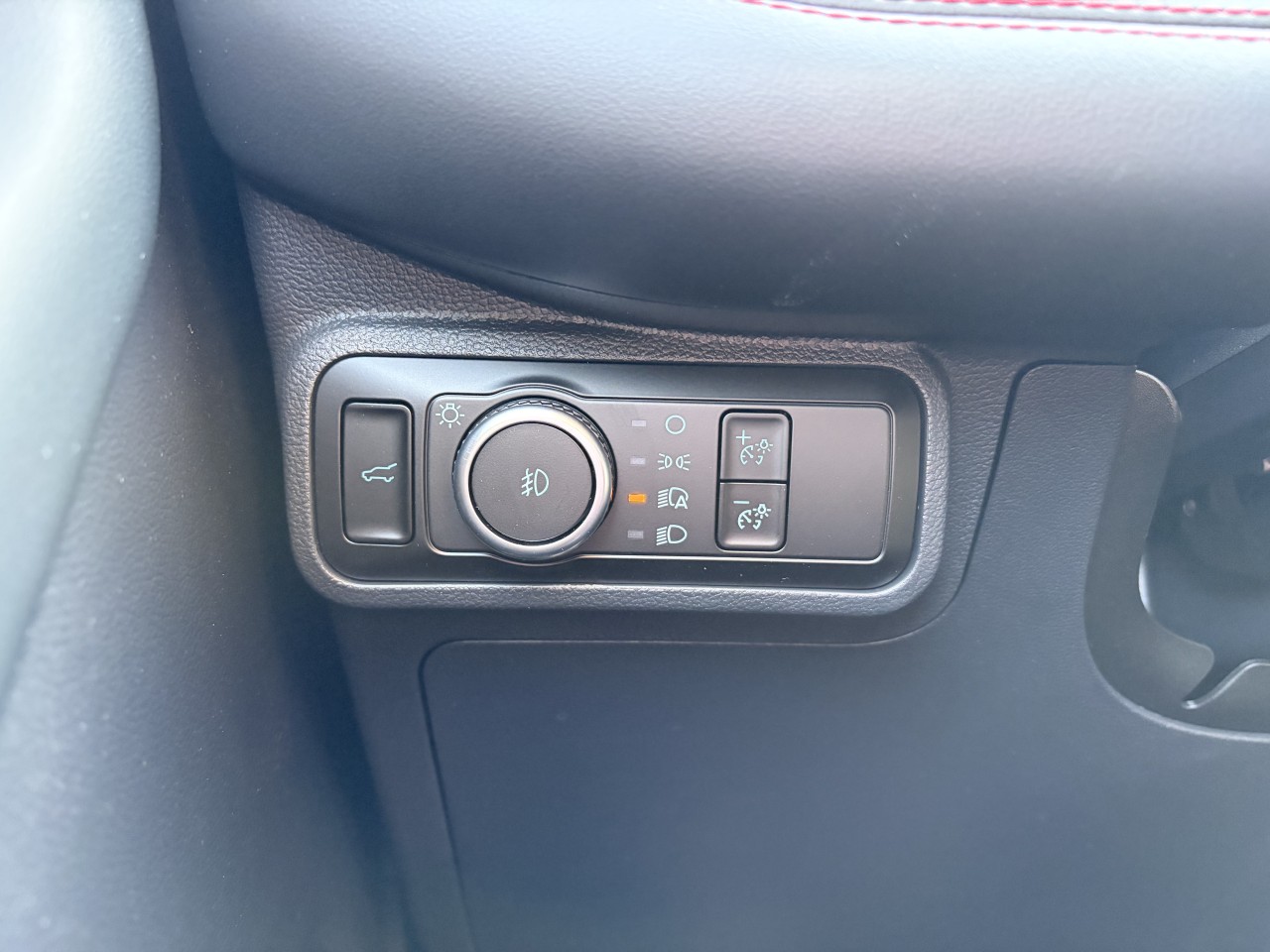 2026 Ford Explorer ST 400A TOIT PANORAMIQUE ENSEMBLE REMORQUAGE Main Image