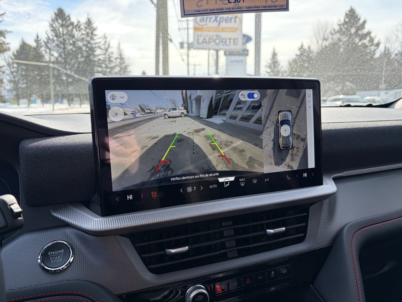 2026 Ford Explorer ST 400A TOIT PANORAMIQUE ENSEMBLE REMORQUAGE Main Image