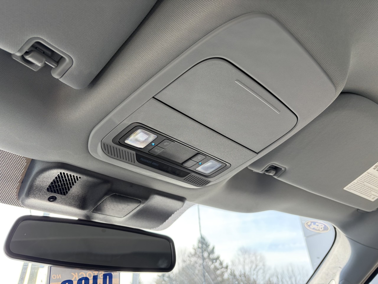 2025 Ford F-150 Lightning FLASH 312A BATTERIE LONGUE DURÉE ENSEMBLE REMORQUAGE MAX Main Image