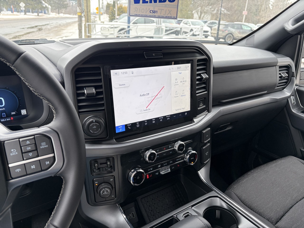 2026 Ford F-150 XLT 302A HEV ENSEMBLE REMORQUAGE SIÈGES CHAUFFANT Main Image