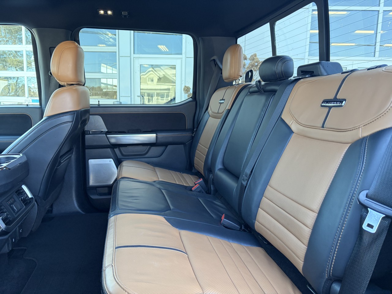 2021 Ford F-150 PLATINUM 701A HYBRIDE CUIR ENSEMBLE REMORQUAGE Main Image