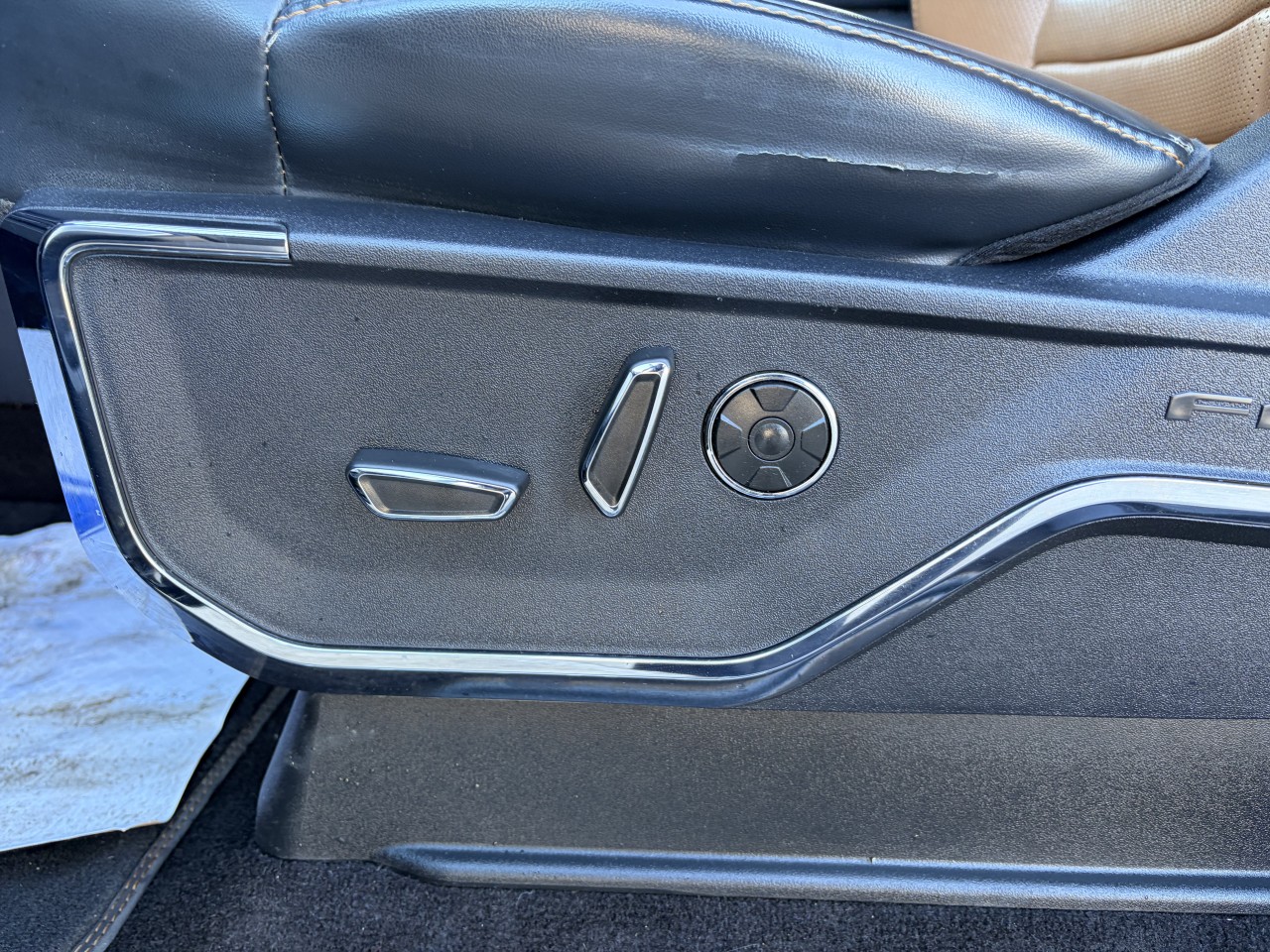 2021 Ford F-150 PLATINUM 701A HYBRIDE CUIR ENSEMBLE REMORQUAGE Main Image