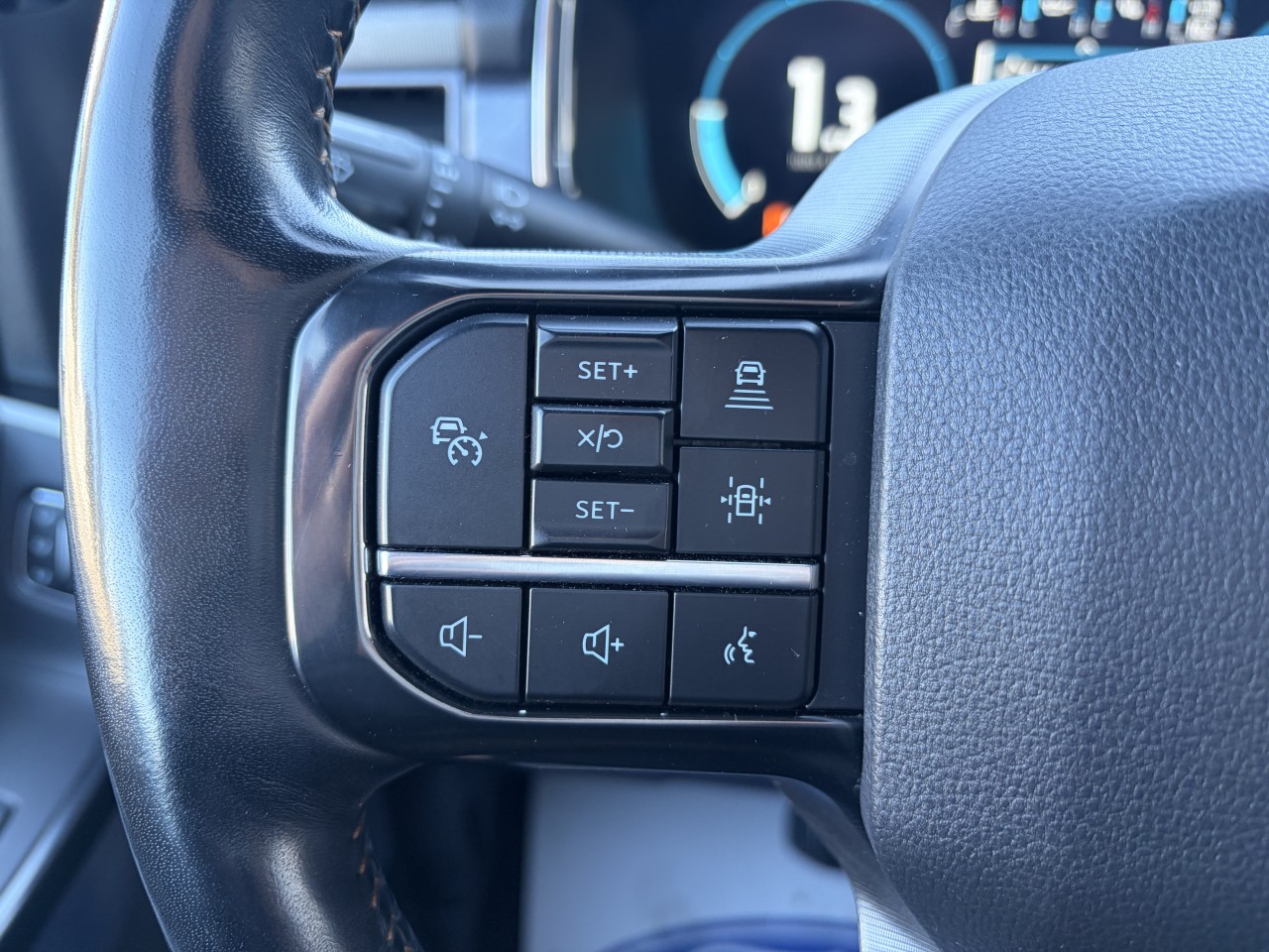 2021 Ford F-150 PLATINUM 701A HYBRIDE CUIR ENSEMBLE REMORQUAGE Main Image