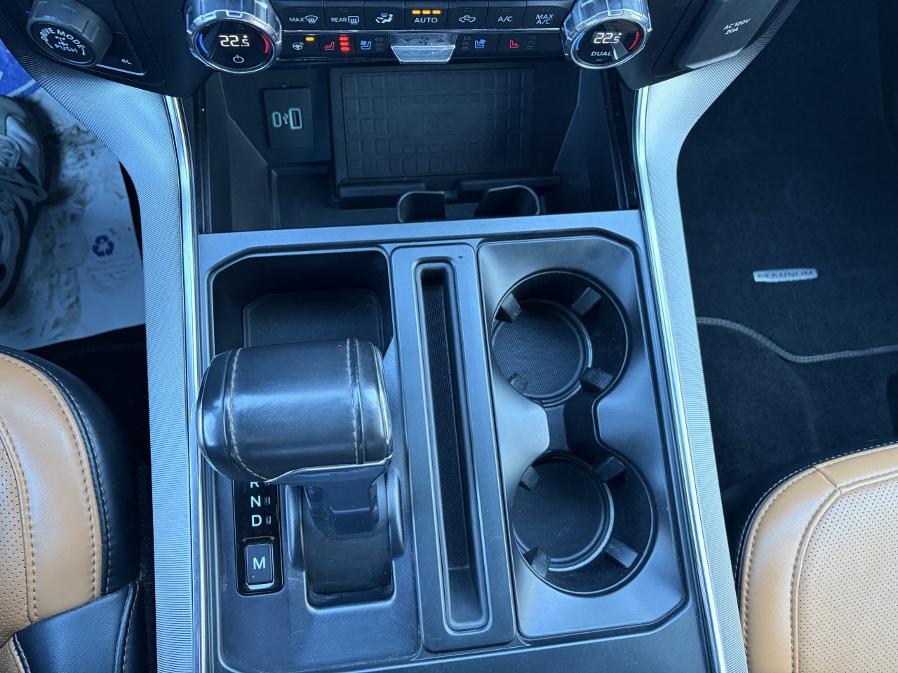 2021 Ford F-150 PLATINUM 701A HYBRIDE CUIR ENSEMBLE REMORQUAGE Main Image