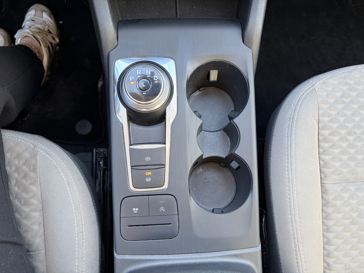 2020 Ford Escape SE AWD SIEGES CHAUFFANTS Main Image