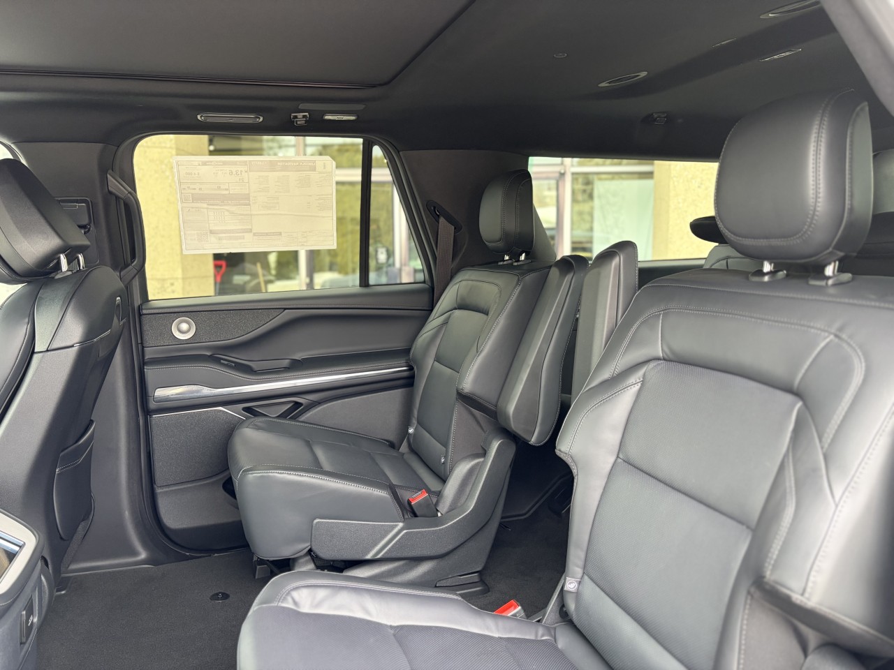 2026 Lincoln Navigator Reserve Main Image