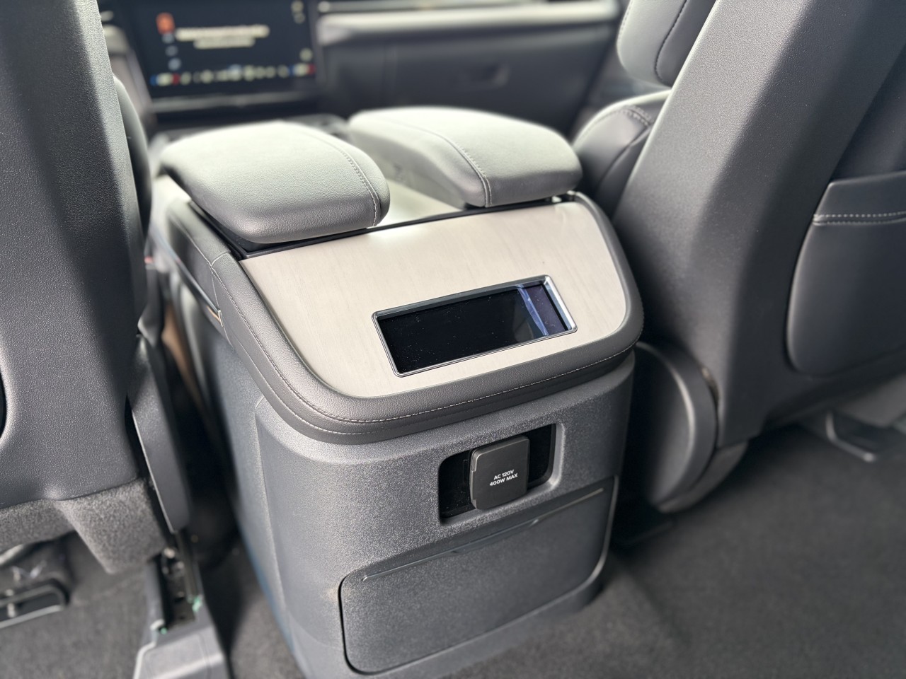 2026 Lincoln Navigator Reserve Main Image